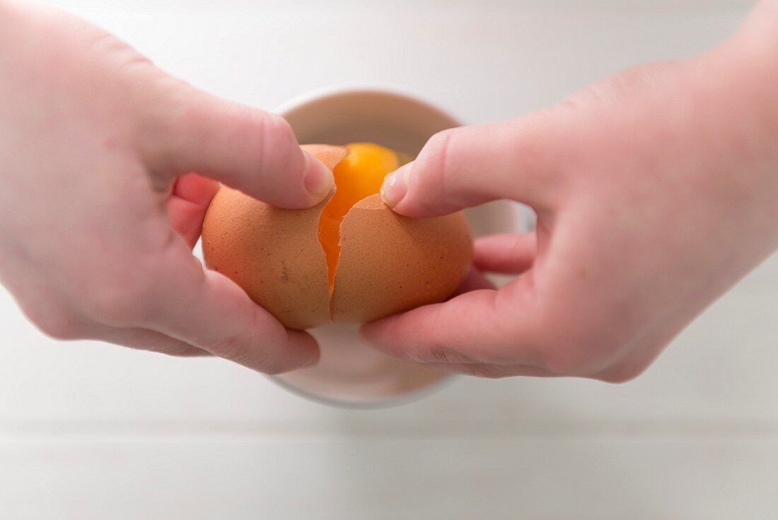 Breaking an egg