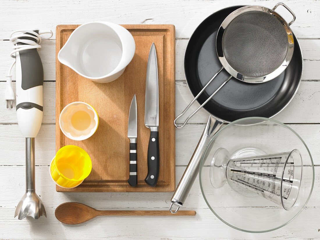 Kitchen utensils for making soufflés