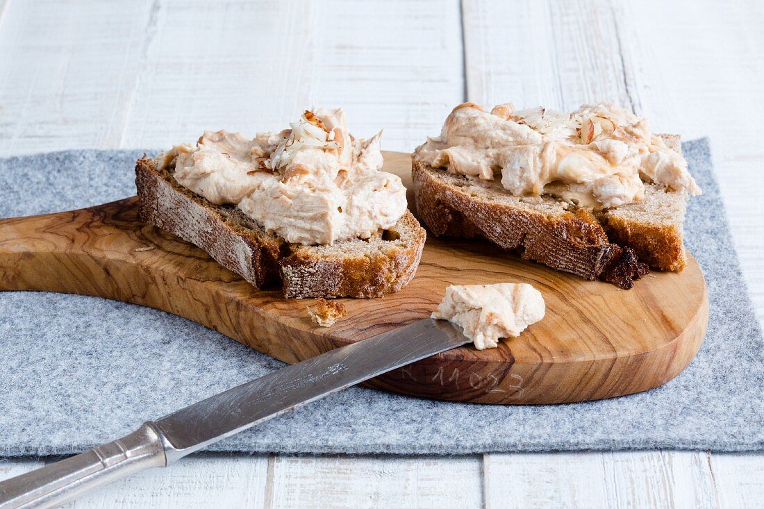 Nut cream spread on wholegrain bread