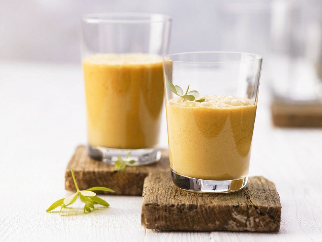 A seaberry and kefir drink with honey and wheat bran