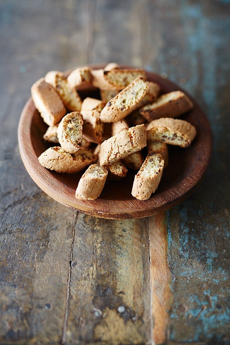 Cantuccini in Holzschale