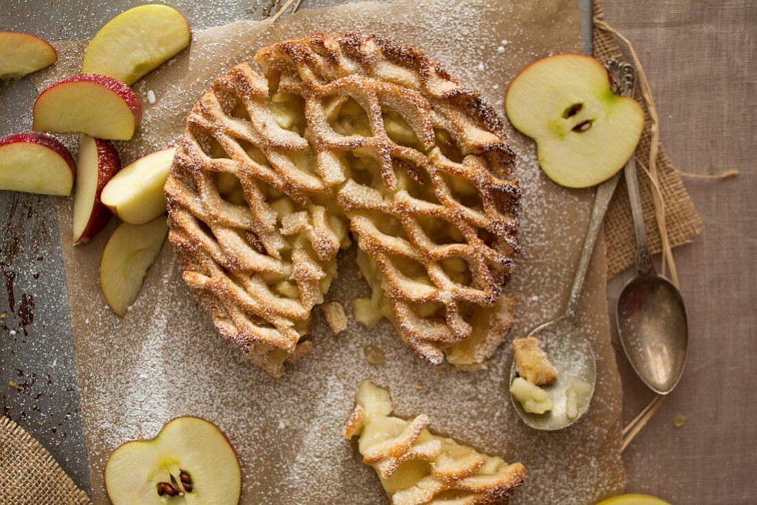 Top view, apple pie lattice with fresh apples