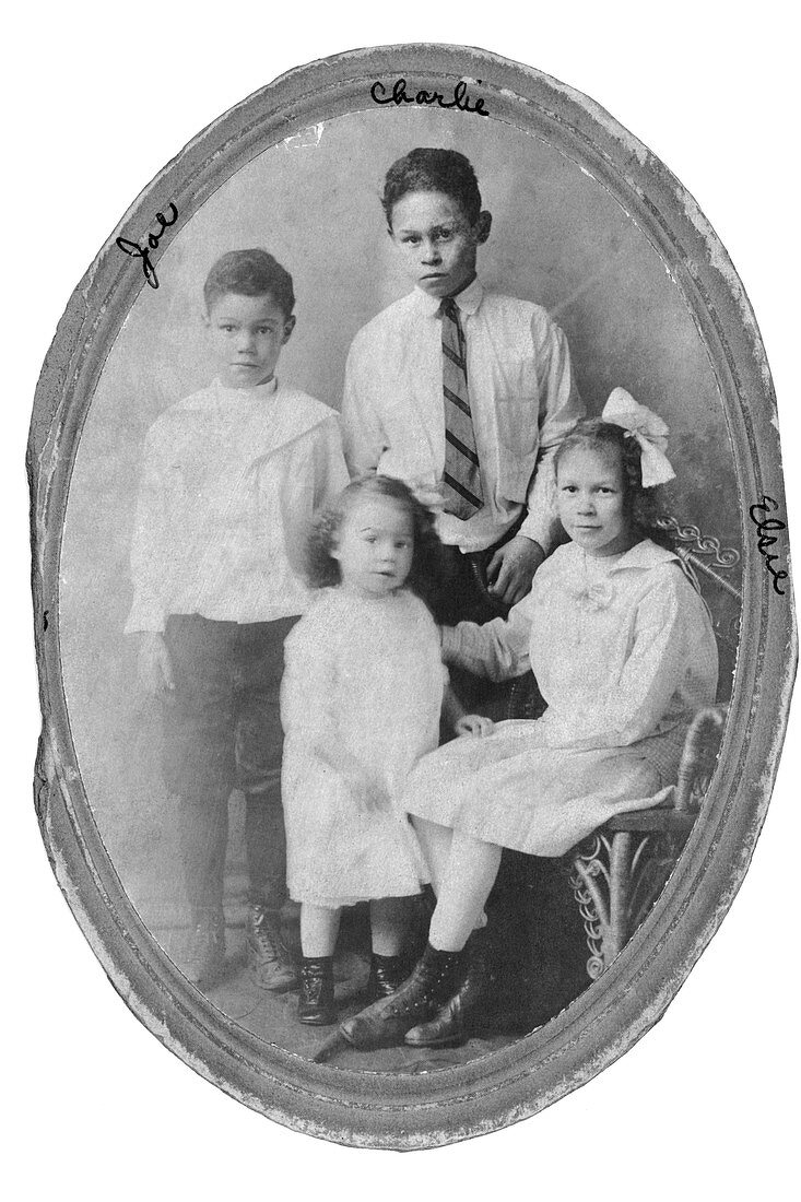 Charles Drew with his siblings, 1910s