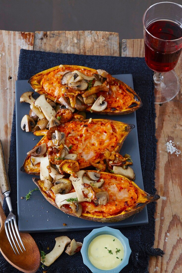Oven baked sweet potatoes with mushrooms and aioli