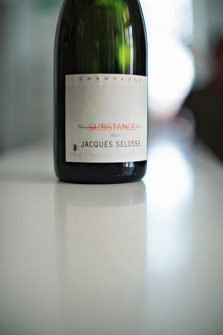 Etikett des Champagner 'Substance' von Winzer Anselme Selosse, Avize, Frankreich