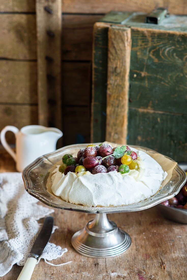 A gooseberry and meringue cake
