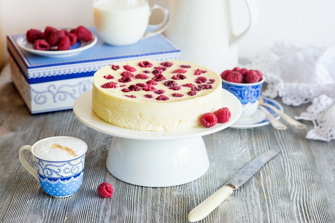 Raspberry quark cake