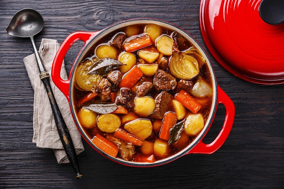 Beef Stew (Rindereintopf) mit Kartoffeln und Karotten