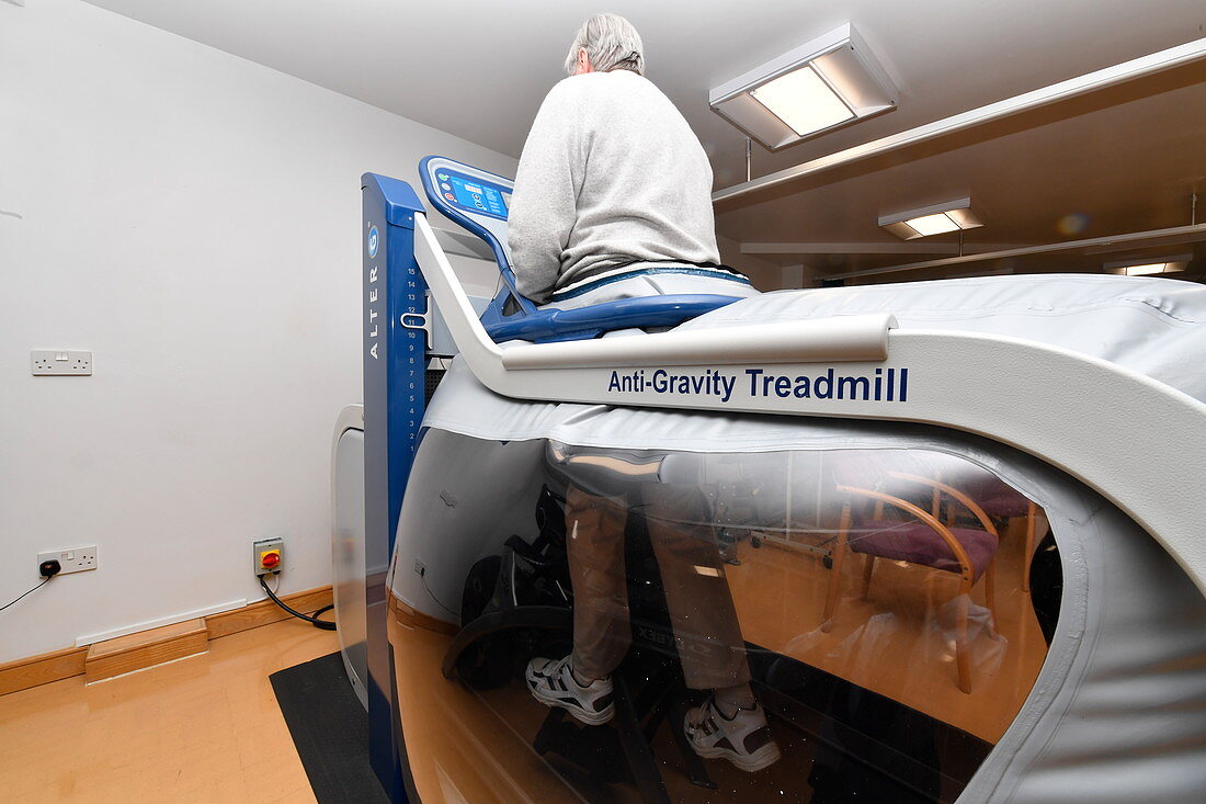 Anti-gravity treadmill