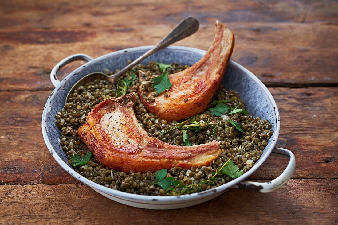 Pork chops with puy lentils