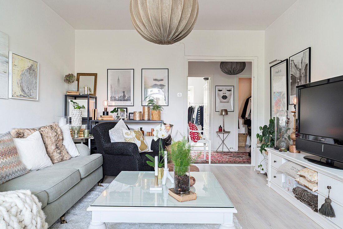 Lavishly decorated living room