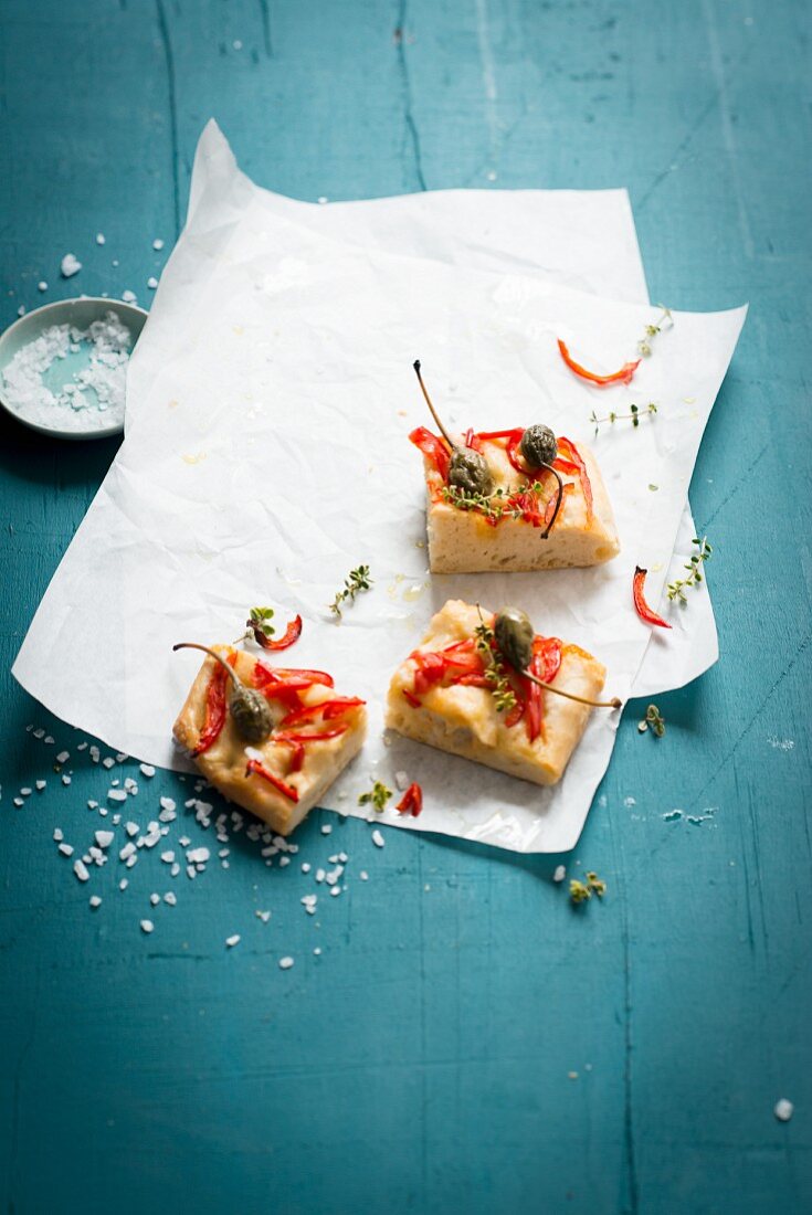 Focaccia with red pepper and capers