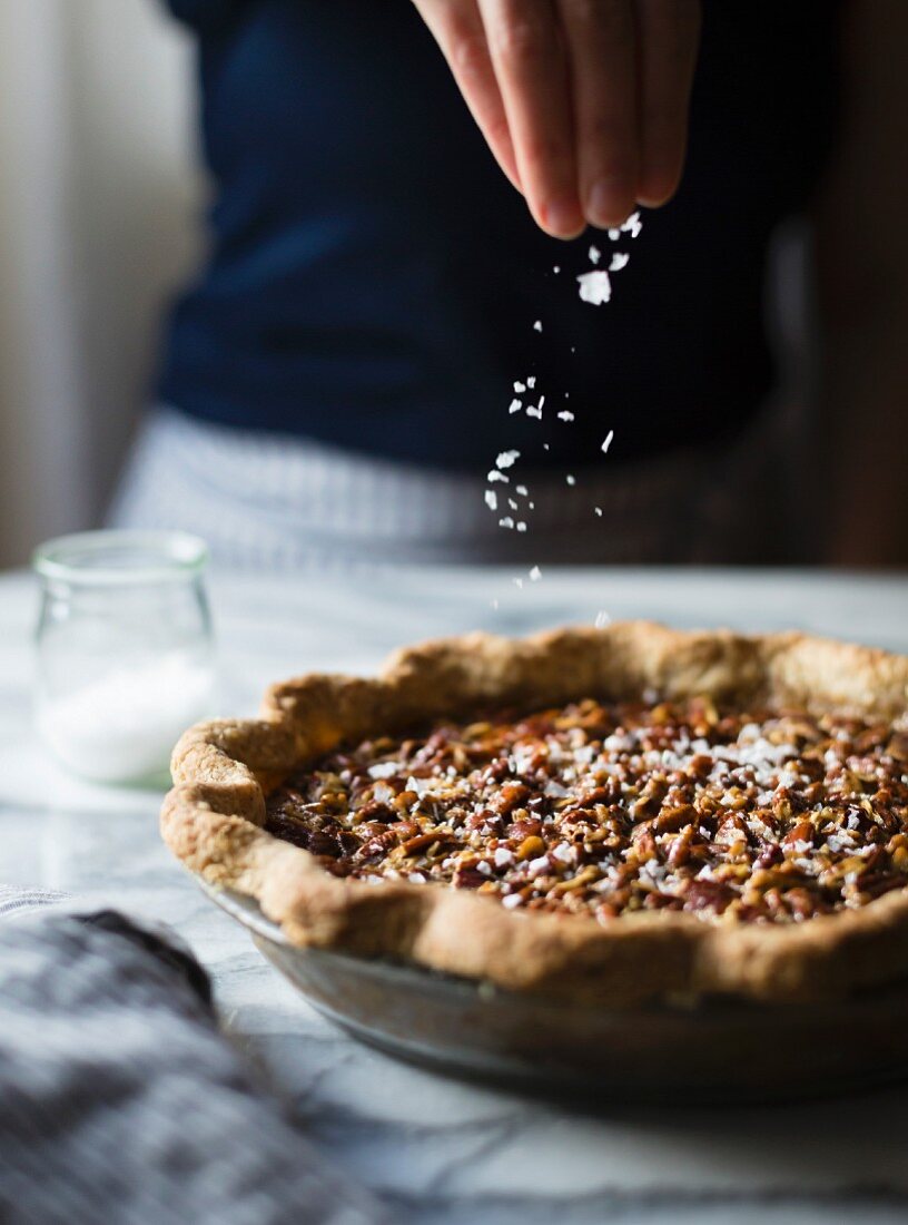 Salty bourbon pecan pie (gluten-free, with sorghum flour and sorghum syrup)