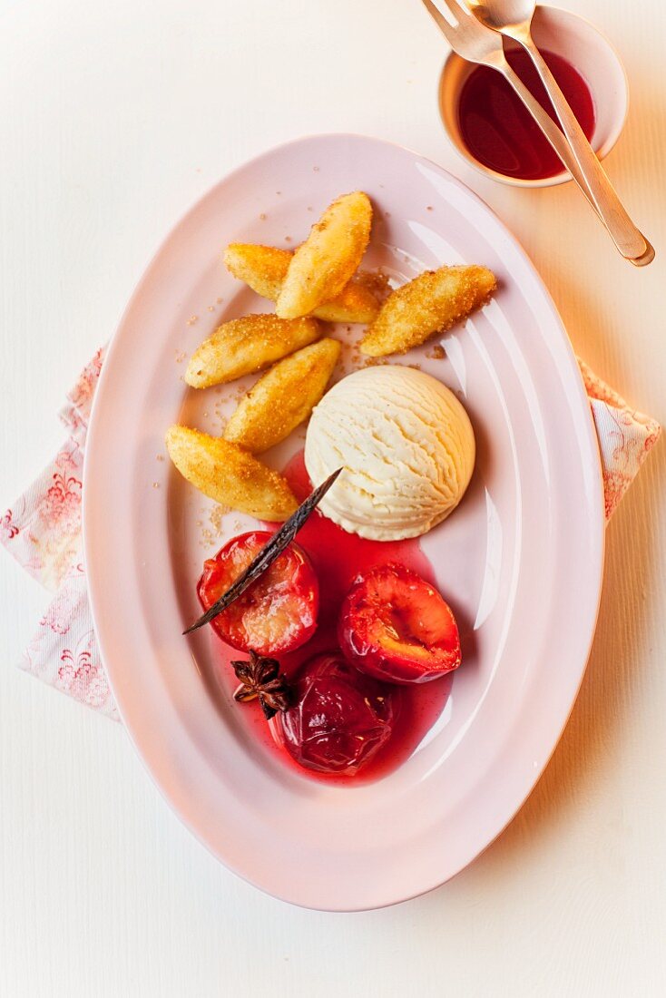 'Schupfnudeln' (finger-shaped potato dumplings) with vanilla ice cream and port-soaked plums