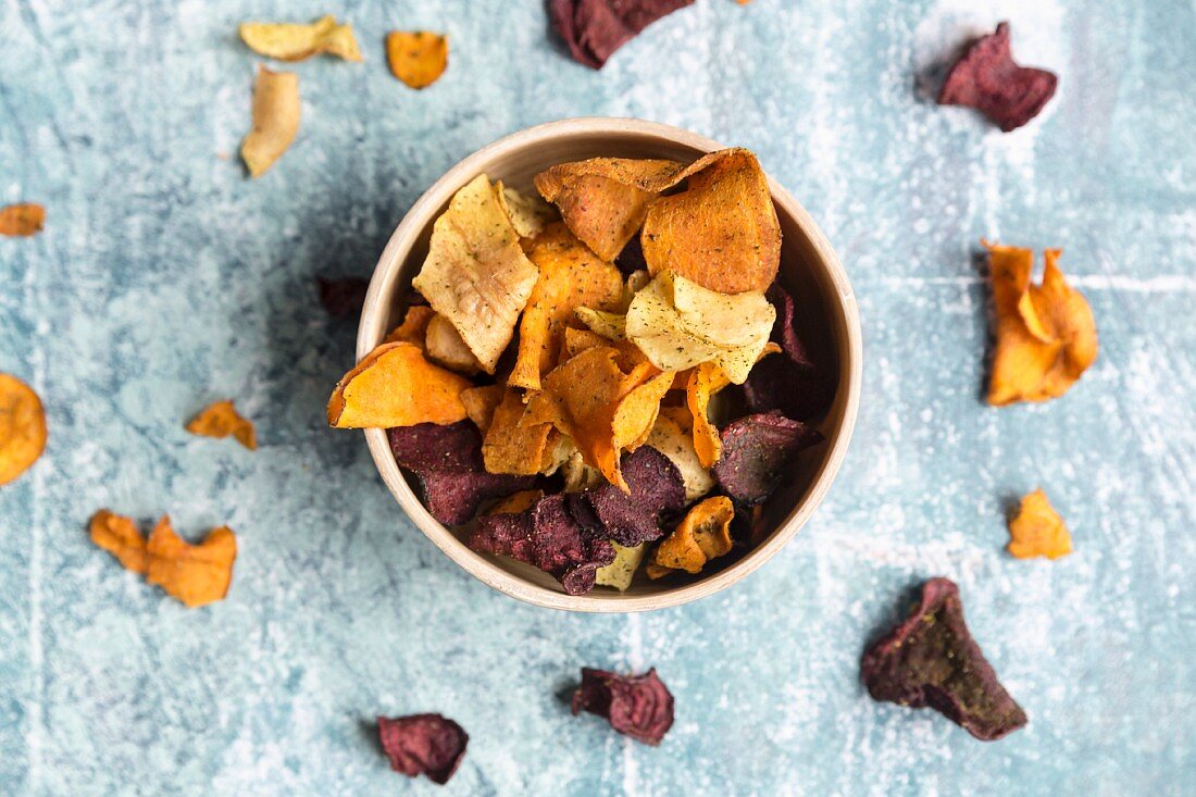 Colourful vegetable crisps in a bowl