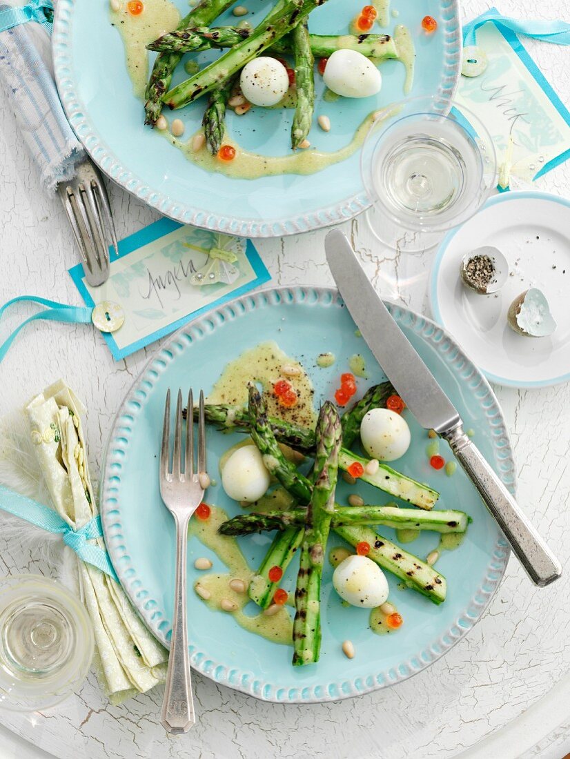 Grilled asparagus with quail eggs (Easter)