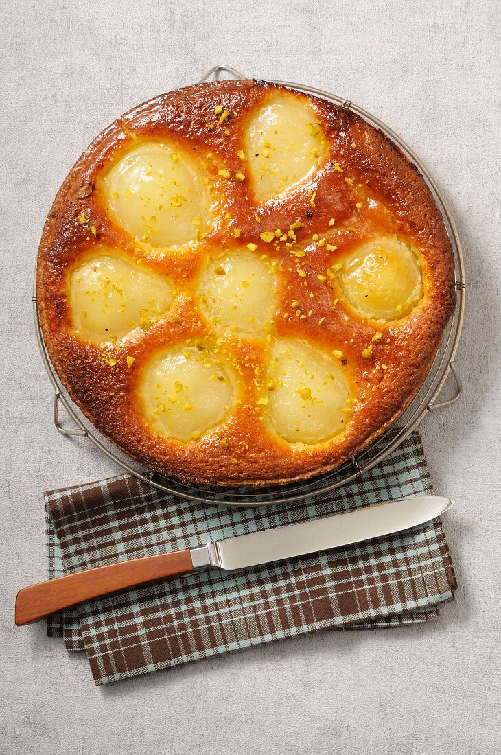 Sunken pear cake