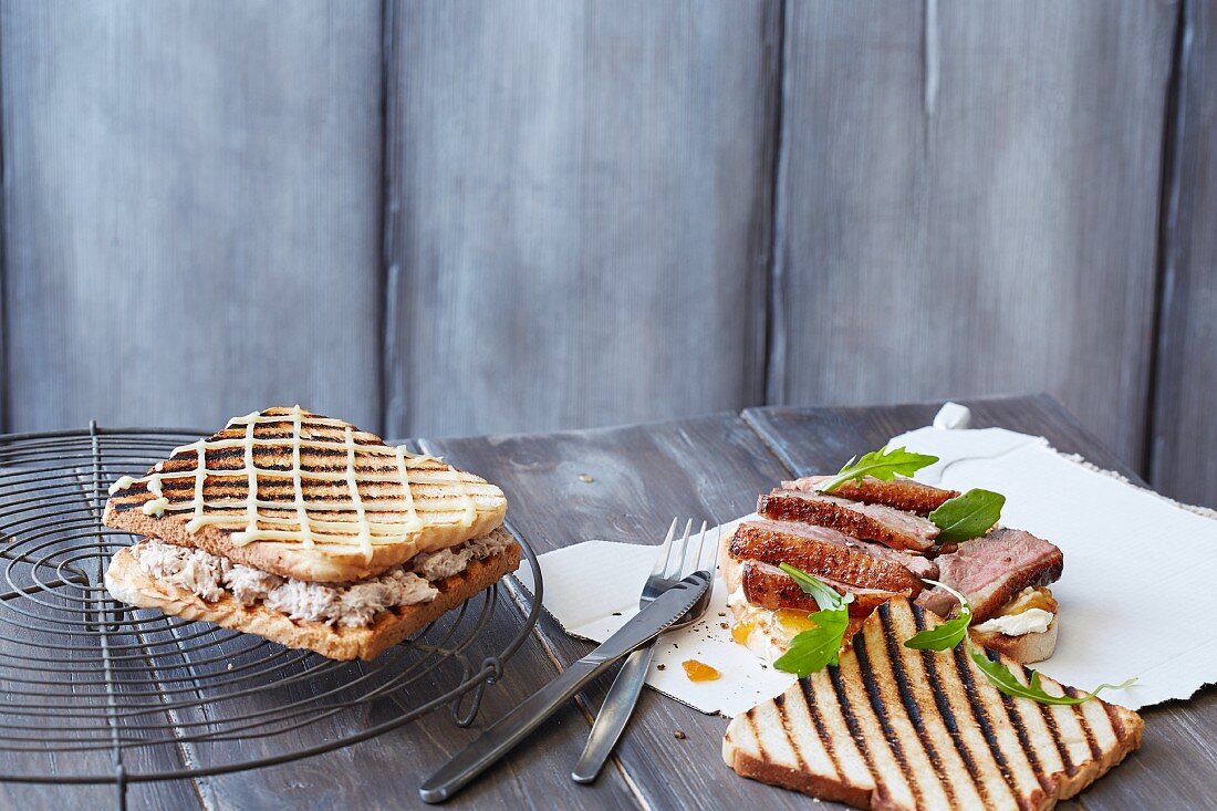 Grilled sandwiches with tuna and duck breast