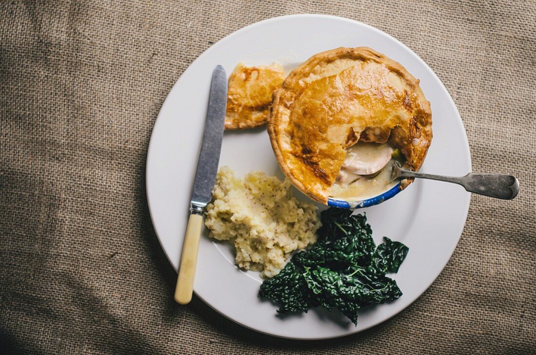 Chicken pie with kale and puree