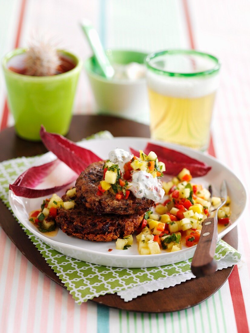 Kidney bean patties with a yoghurt salsa (Mexico)