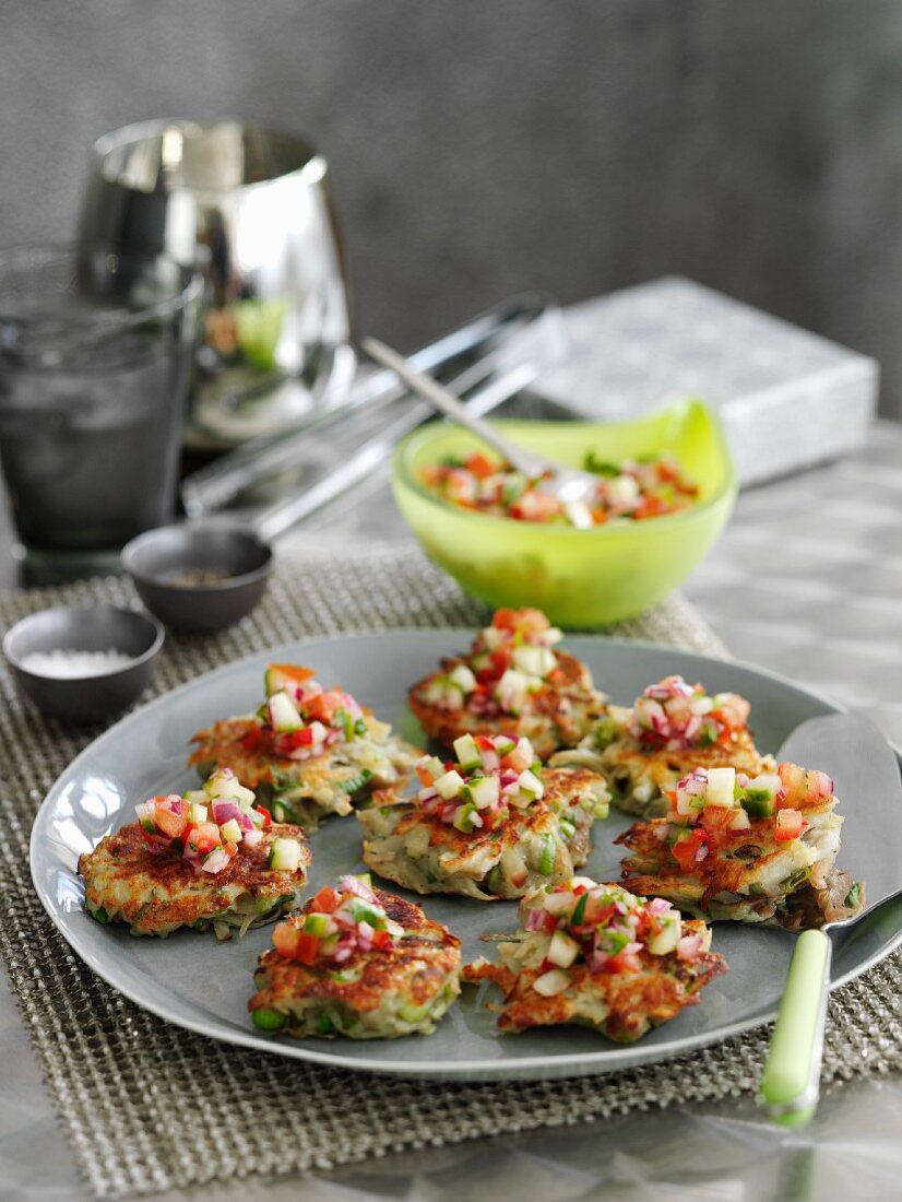 Spring onions and röstis with a vegetable salsa