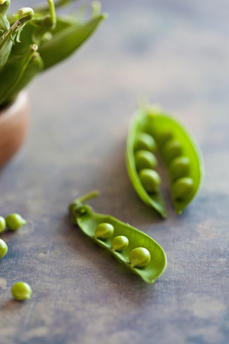 Opened pea pod