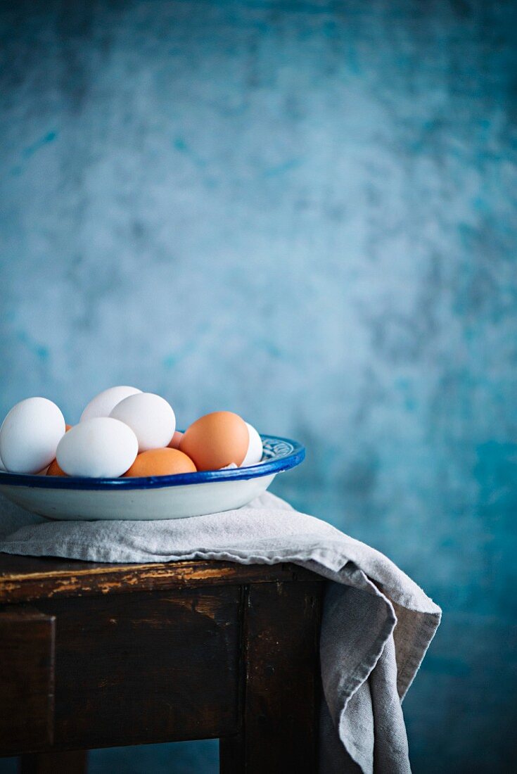 Fresh eggs in a bowl