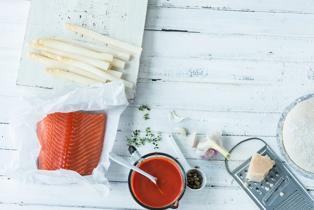 Ingredients for asparagus dishes with fish