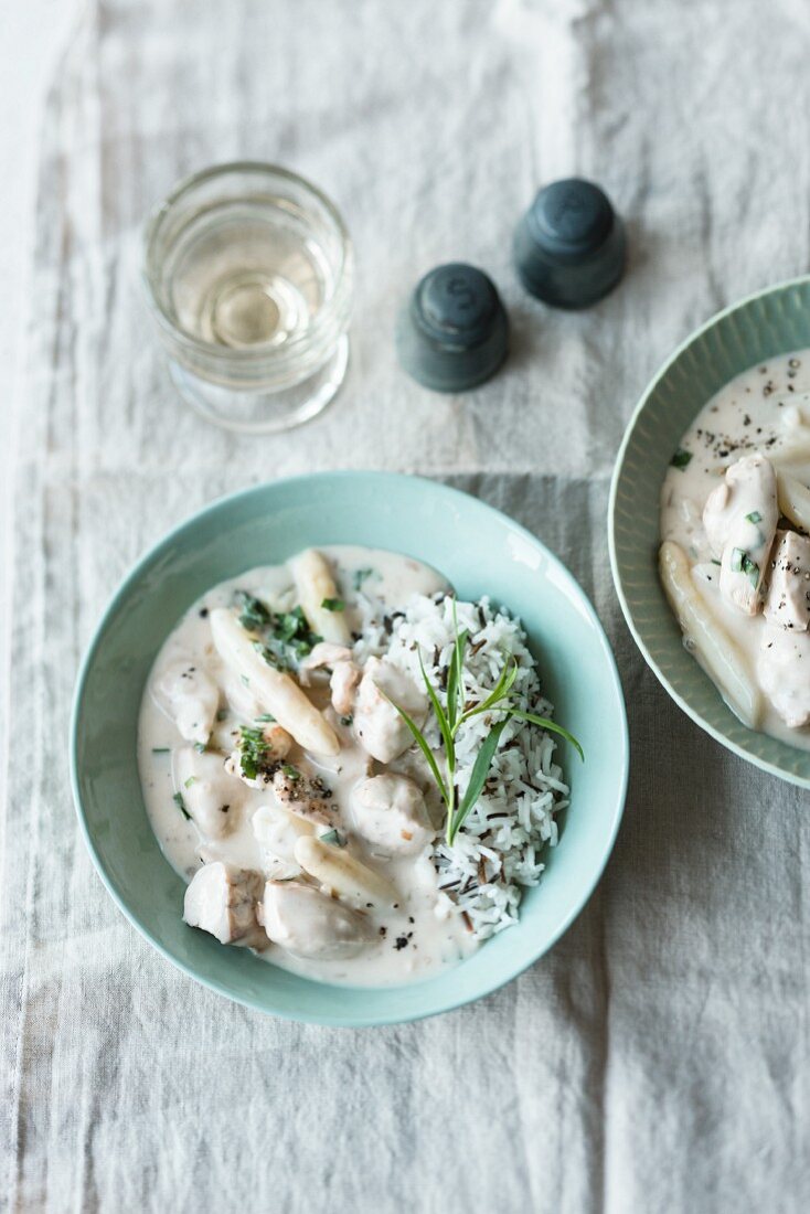 White asparagus and chicken ragout