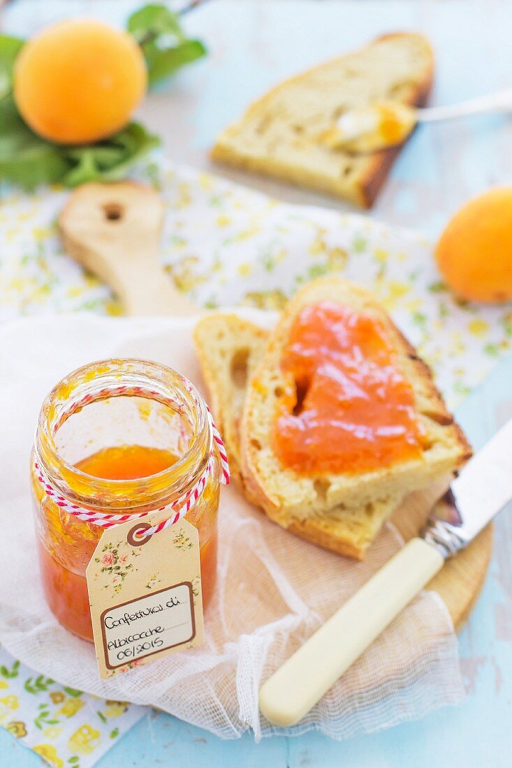 Apricots jam with bread