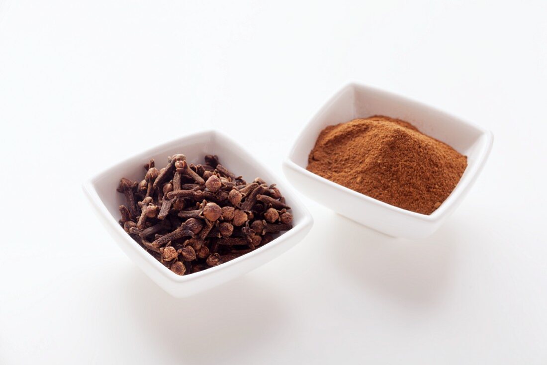 Cloves, whole and ground