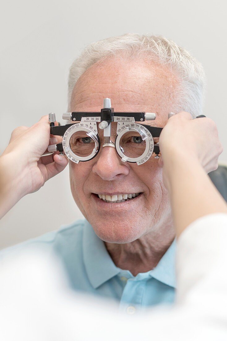 Man having his eyes tested