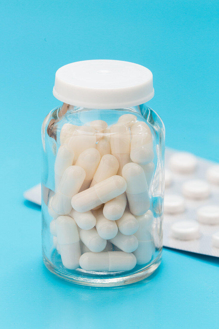 Gelatine capsules and tablet pills