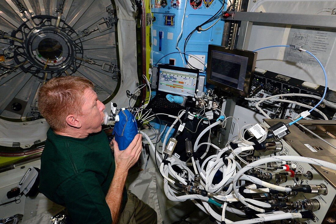 Tim Peake and ISS respiration experiment, 2016
