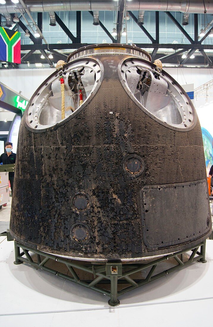 Shenzhou 10 space capsule.