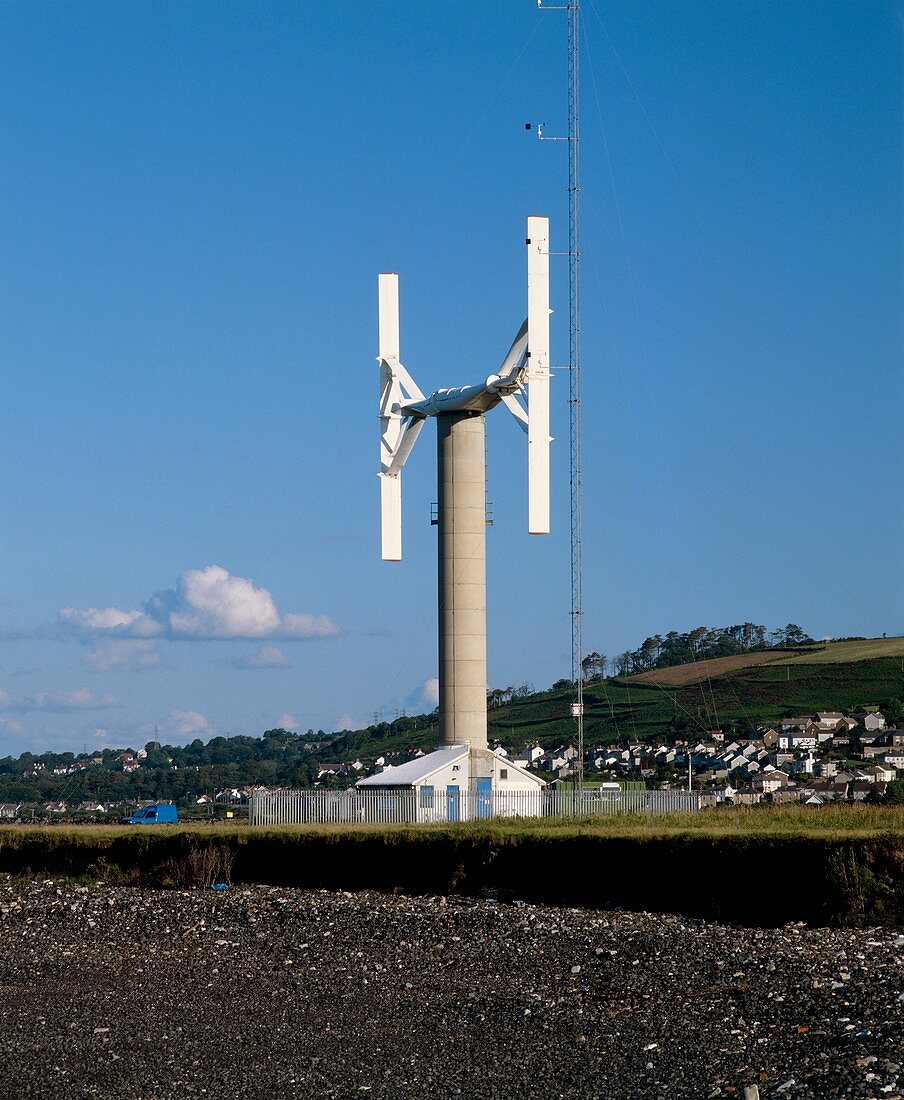 Experimental vertical axis wind turbine