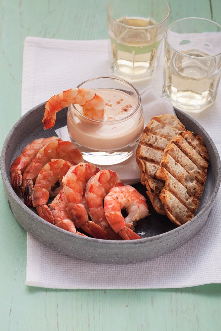 King prawns with cocktail sauce