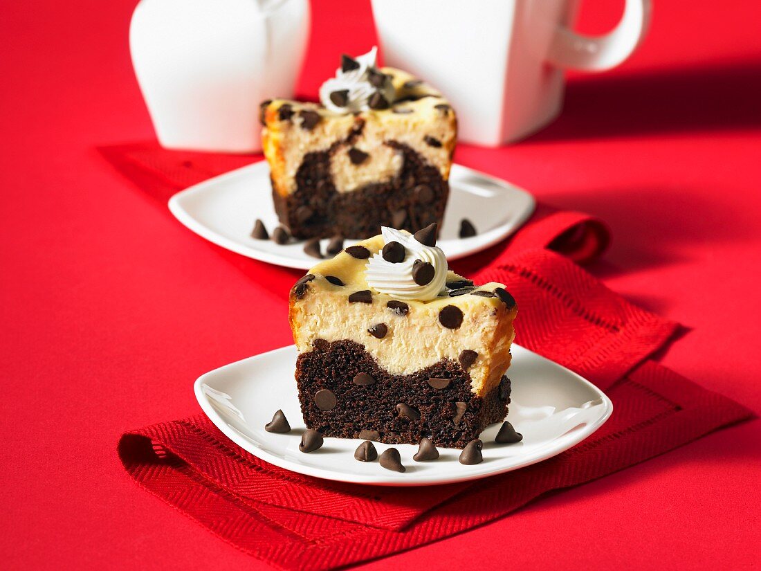 Chocolate chip cakes with cream