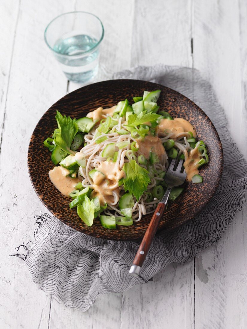 Vegan soba noodle salad with miso dressing and cashew pulp (Sirtfood)
