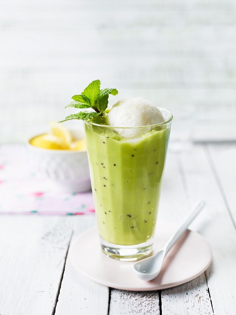 Kiwi-Apfel-Smoothie