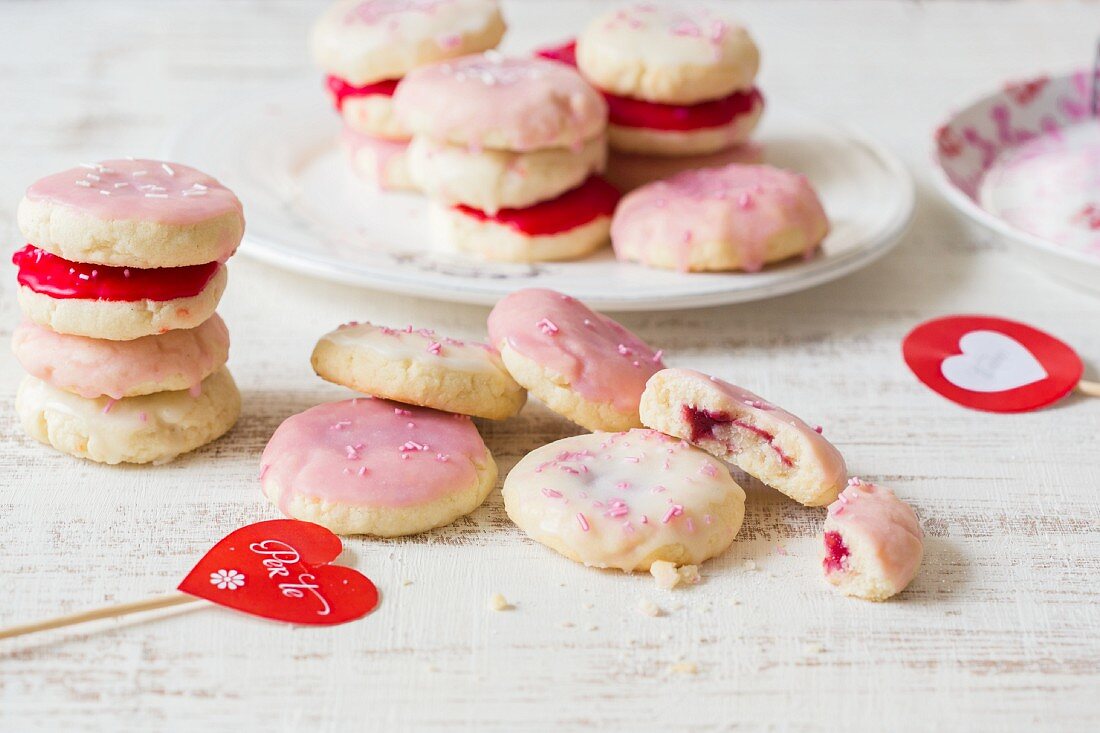 Almond biscuits with pink icing for Valentine's Day