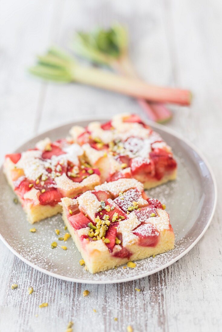 Rhubarb sheet cake