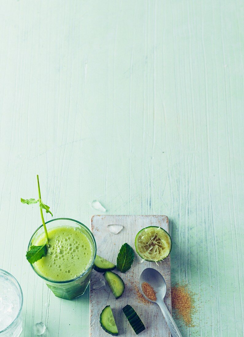 Cucumber and lime fresca with sparkling water