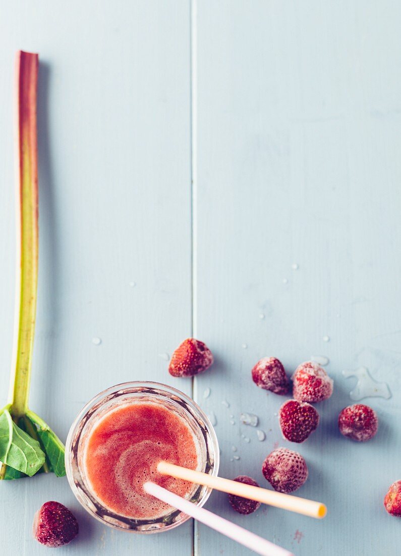 Strawberry and rhubarb lemonade with aronia berries