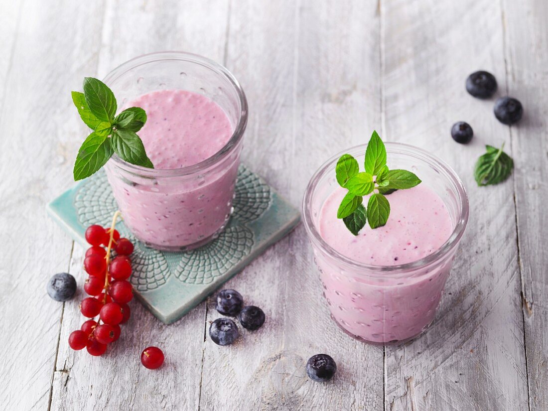 Rote-Bete-Smoothie mit Beeren