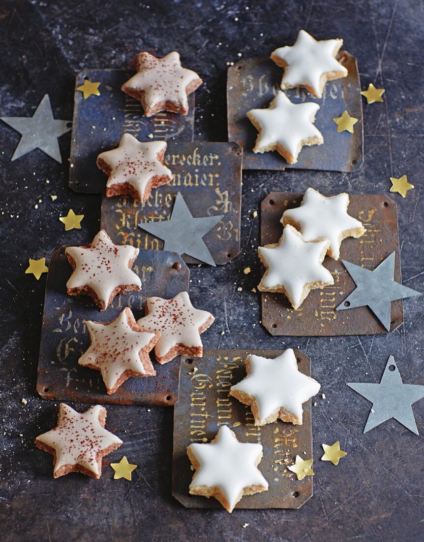 Cinnamon stars and marzipan stars