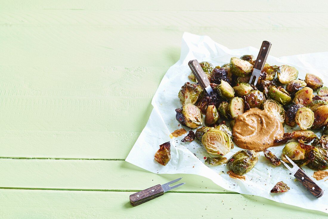 Oven-baked brussel sprouts with paprika and cashew dip