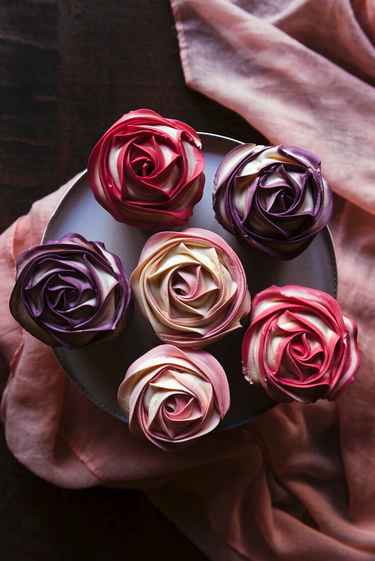 Hausgemachte Rosen-Cupcakes