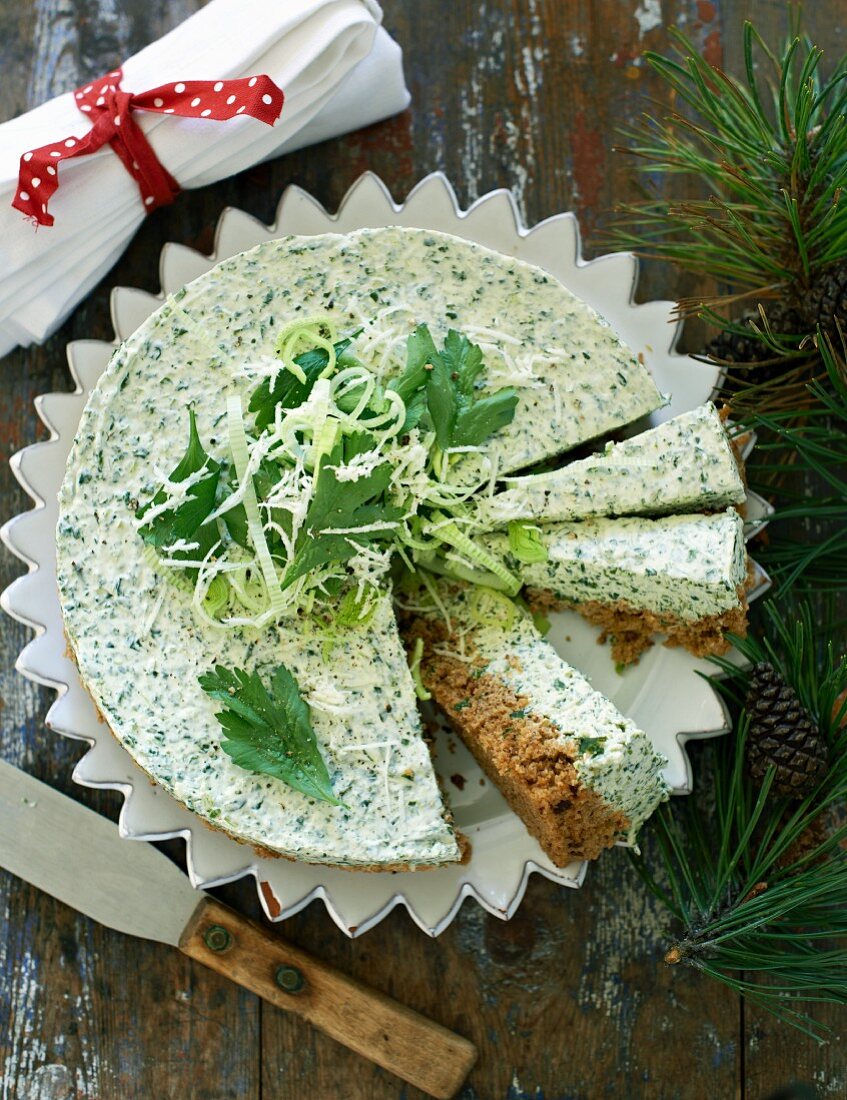 Spicy green cabbage cheesecake (Christmas)