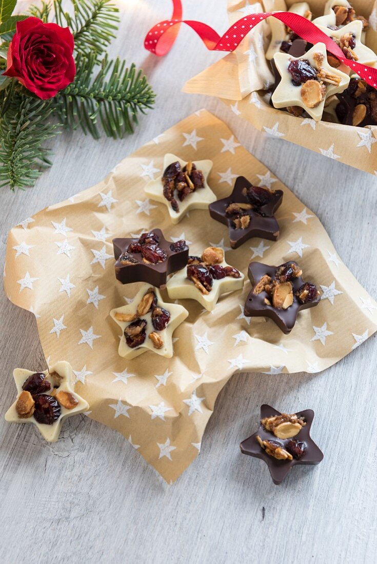 Christmas chocolate florentine stars